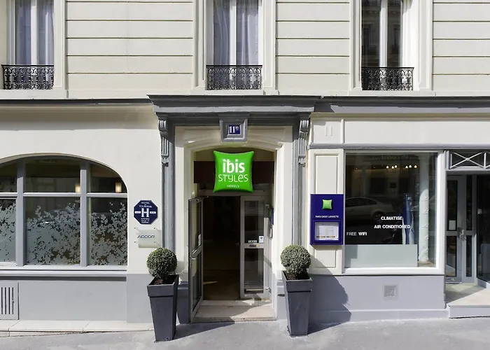Family resorts Ibis Styles Paris Cadet Lafayette