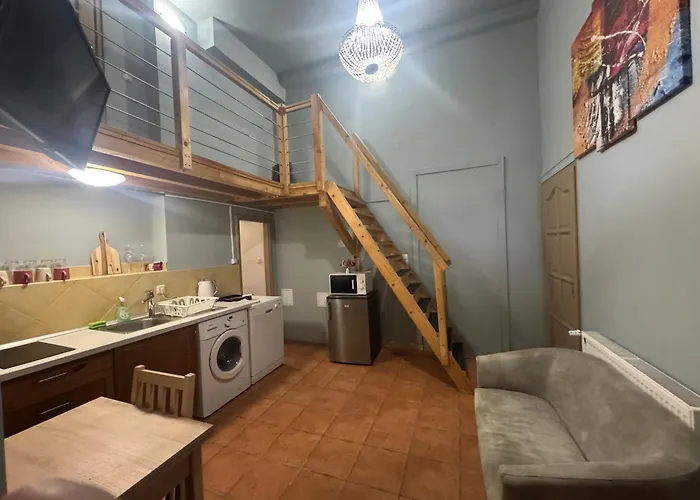 Boomerang Hostel