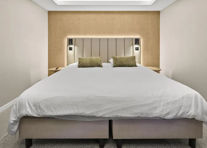 Riviera Beach Hotel