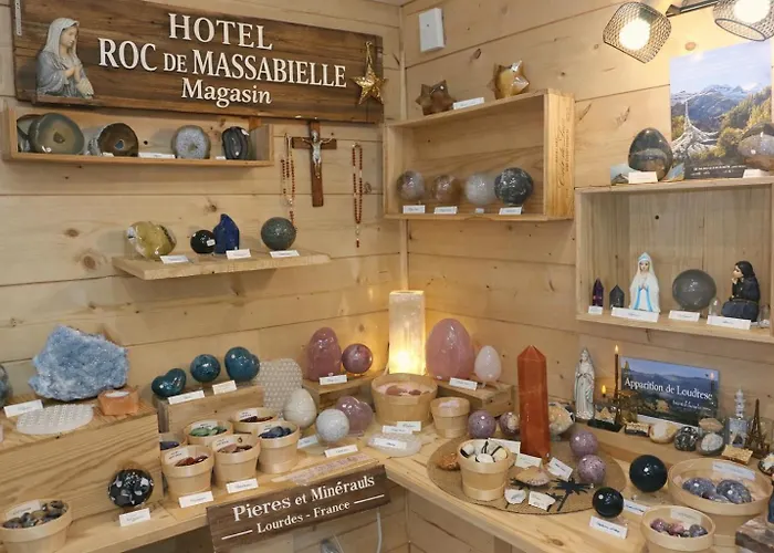 Hotel Roc De Massabielle