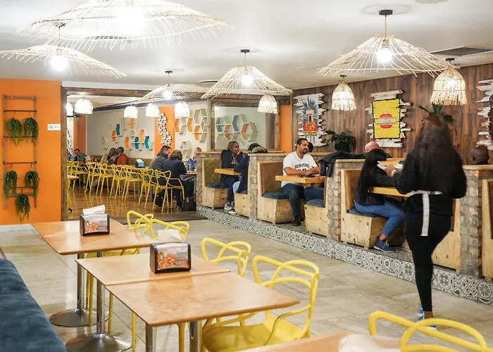 Colosseum Hotel