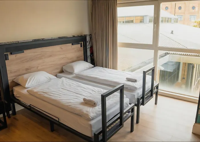 4 Sterne Hotels A&O London Docklands Riverside
