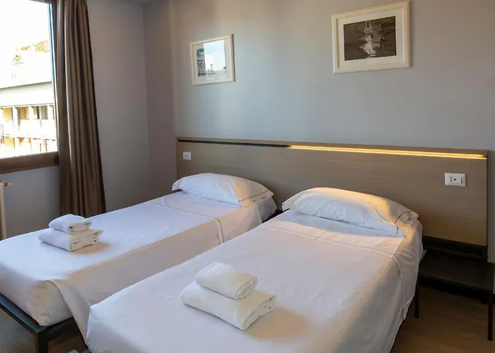 Hotel cerca del colegio: Plus Florence