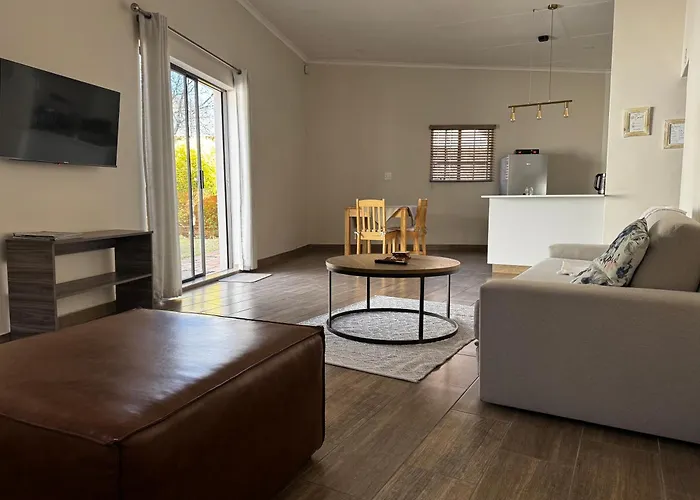 De Vlei - Private Accommodation In Garsfontein