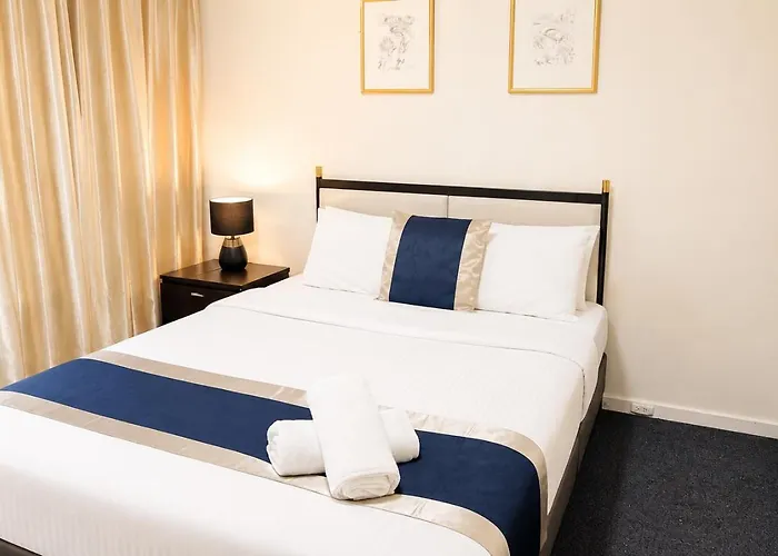City Edge East Melbourne Apartment