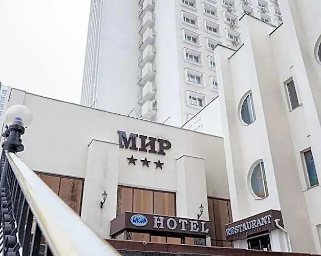 Hotel Mir
