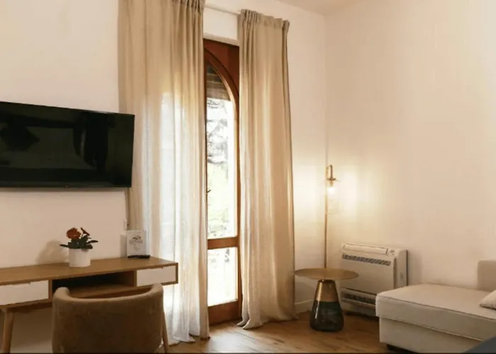 La Villa Bed & Breakfast
