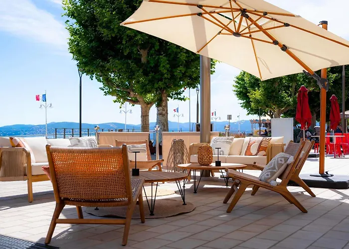 Animaux admis Mercure Saint Raphael Centre