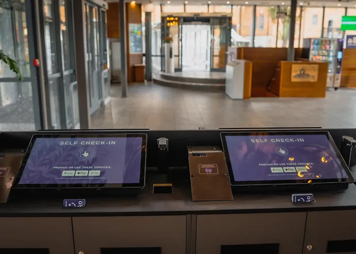 4 Sterne Hotels A&O London Docklands Riverside
