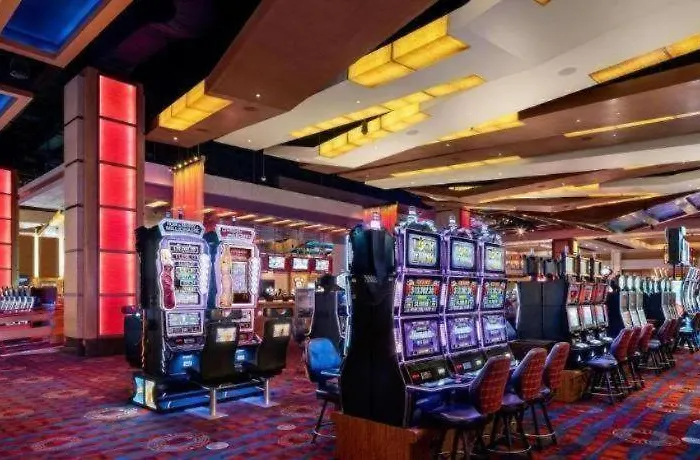 Vee Quiva Hotel & Casino