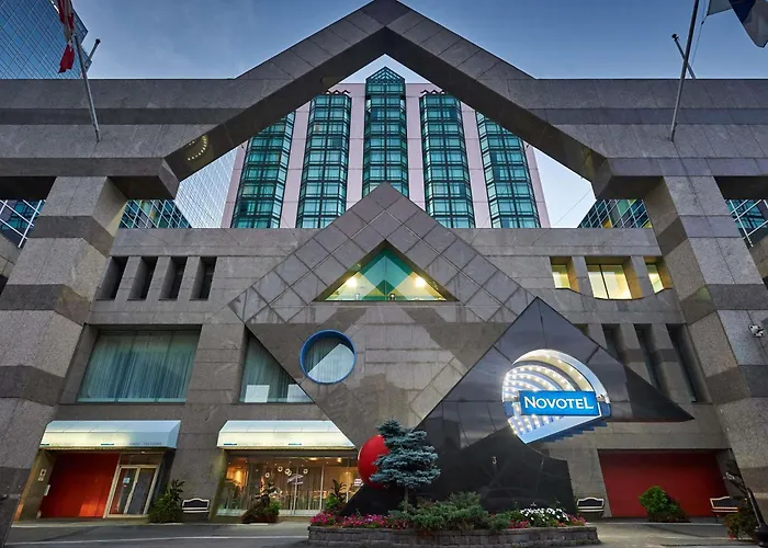 Cheap hotels Novotel Toronto North York