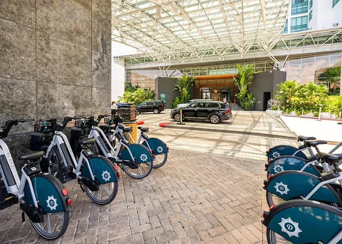 The Diplomat Beach Resort Hollywood, Curio Collection By Hilton