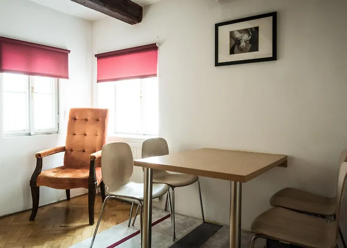 Charles Bridge Hostel & Apartments