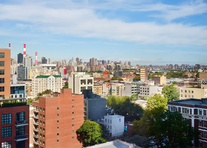  Courtyard By Marriott Long Island City/New York Manhattan View