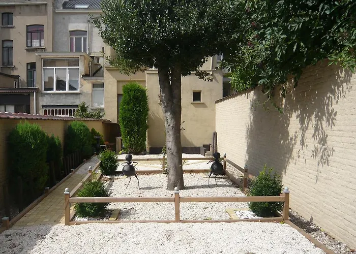 Günstiges Hotel: Hotel Satellite