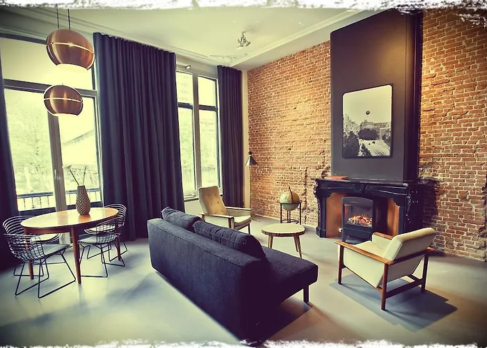  V Lofts