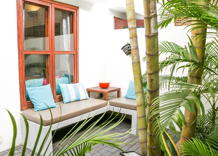 Blue Lime Hotel