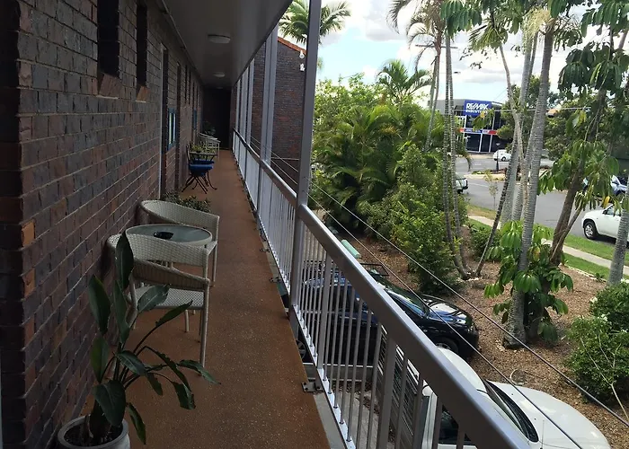 Holland Park Motel