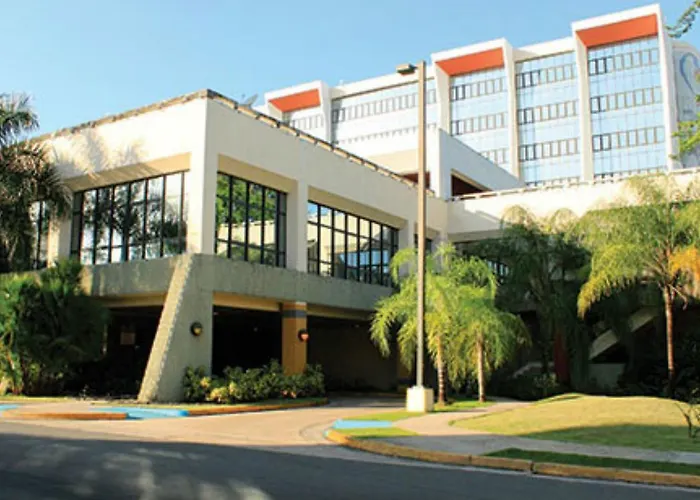 Howard Johnson By Wyndham Centro Cardiovascular