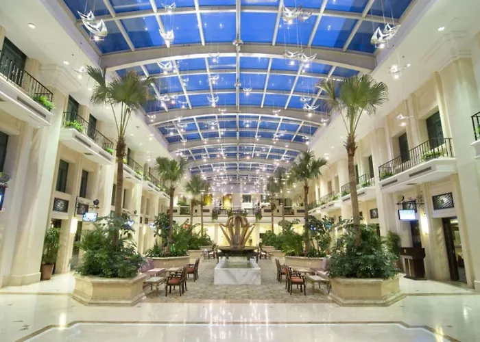 Family Hotel: Beijing Jinlong Hotspring Hotel