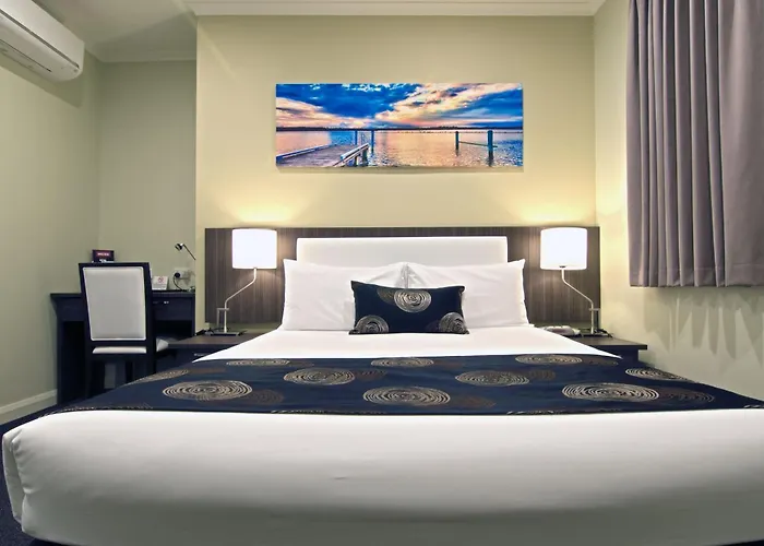 Family Friendly Hotels Park Squire Motor Inn & Serviced Apartments