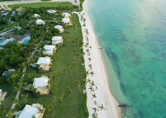 Сity center hotels Tortuga Bay