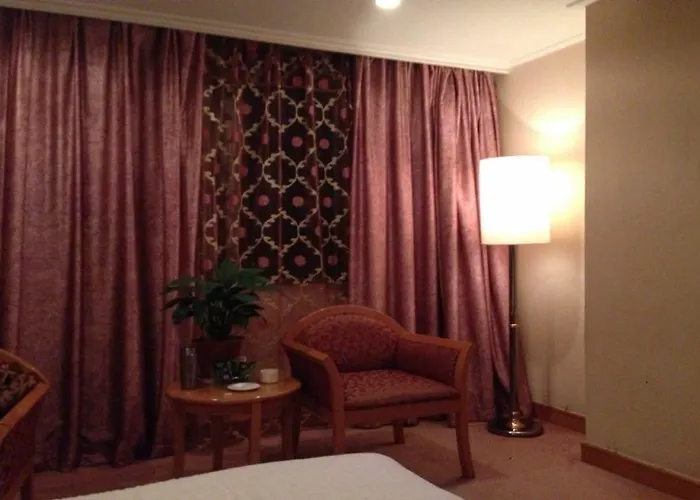 Weilong Hotel